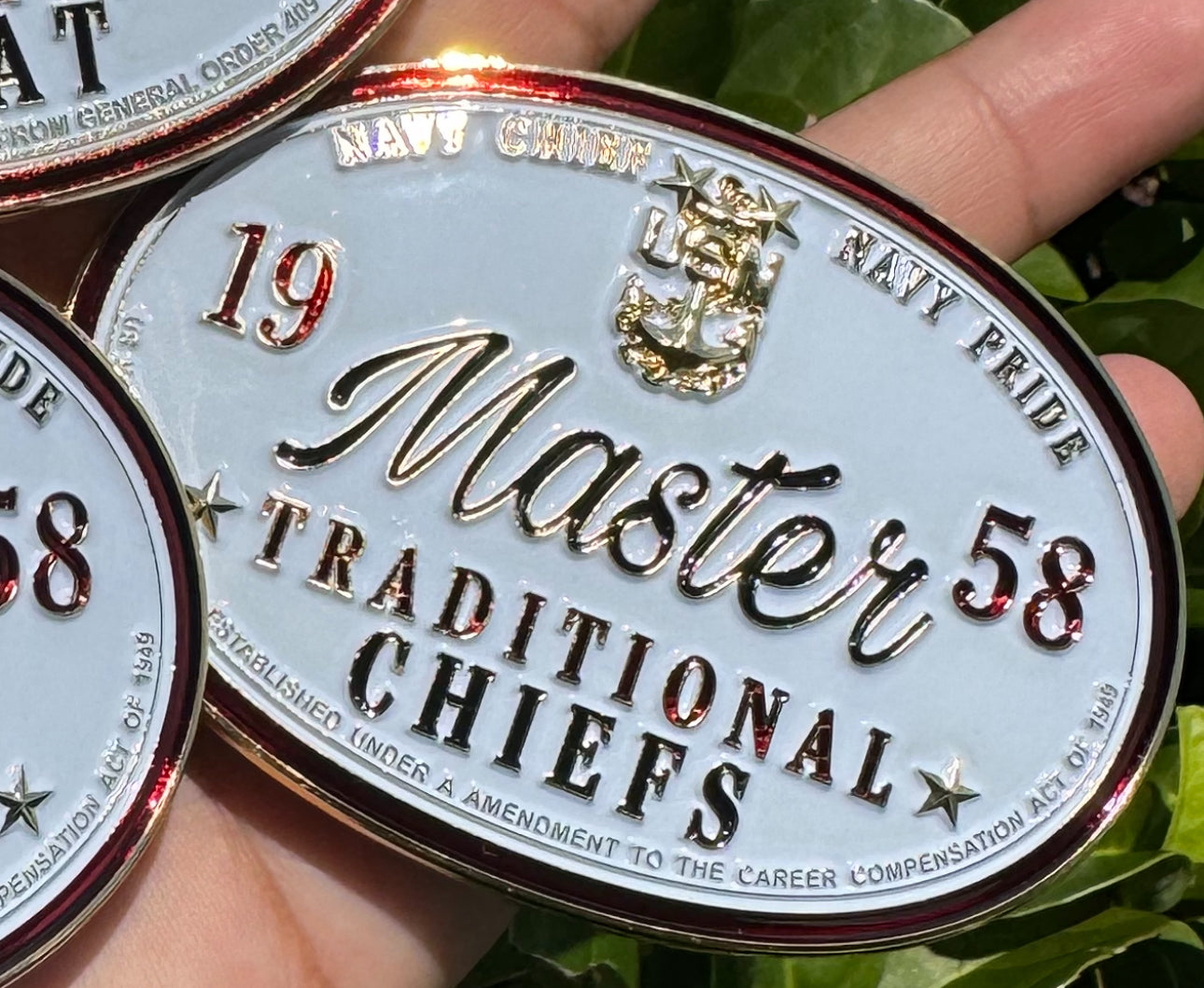 WHITE TRADITIONAL BUCKLES